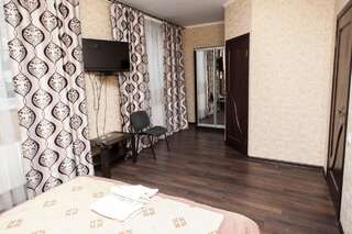 Отель Chyhorinskyi Hotel Киев-6