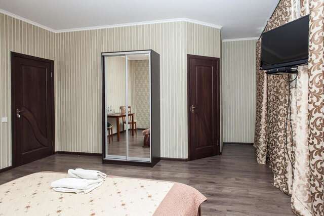 Отель Chyhorinskyi Hotel Киев-10